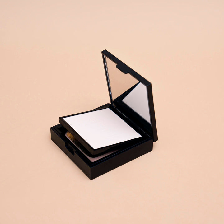 Amrij ULTIMATE PRO WET AND DRY COMPACT POWDER