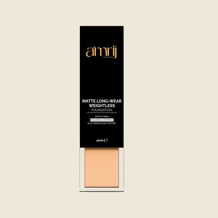 Amrij MATTE LONG WEAR WEIGHTLESS Foundation