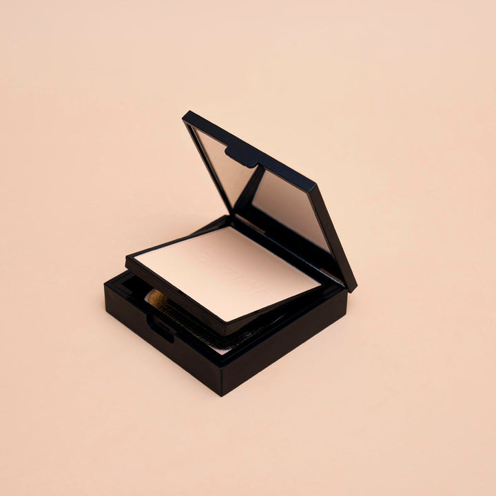 Amrij ULTIMATE PRO WET AND DRY COMPACT POWDER