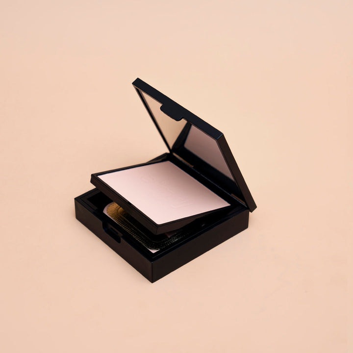 Amrij ULTIMATE PRO WET AND DRY COMPACT POWDER